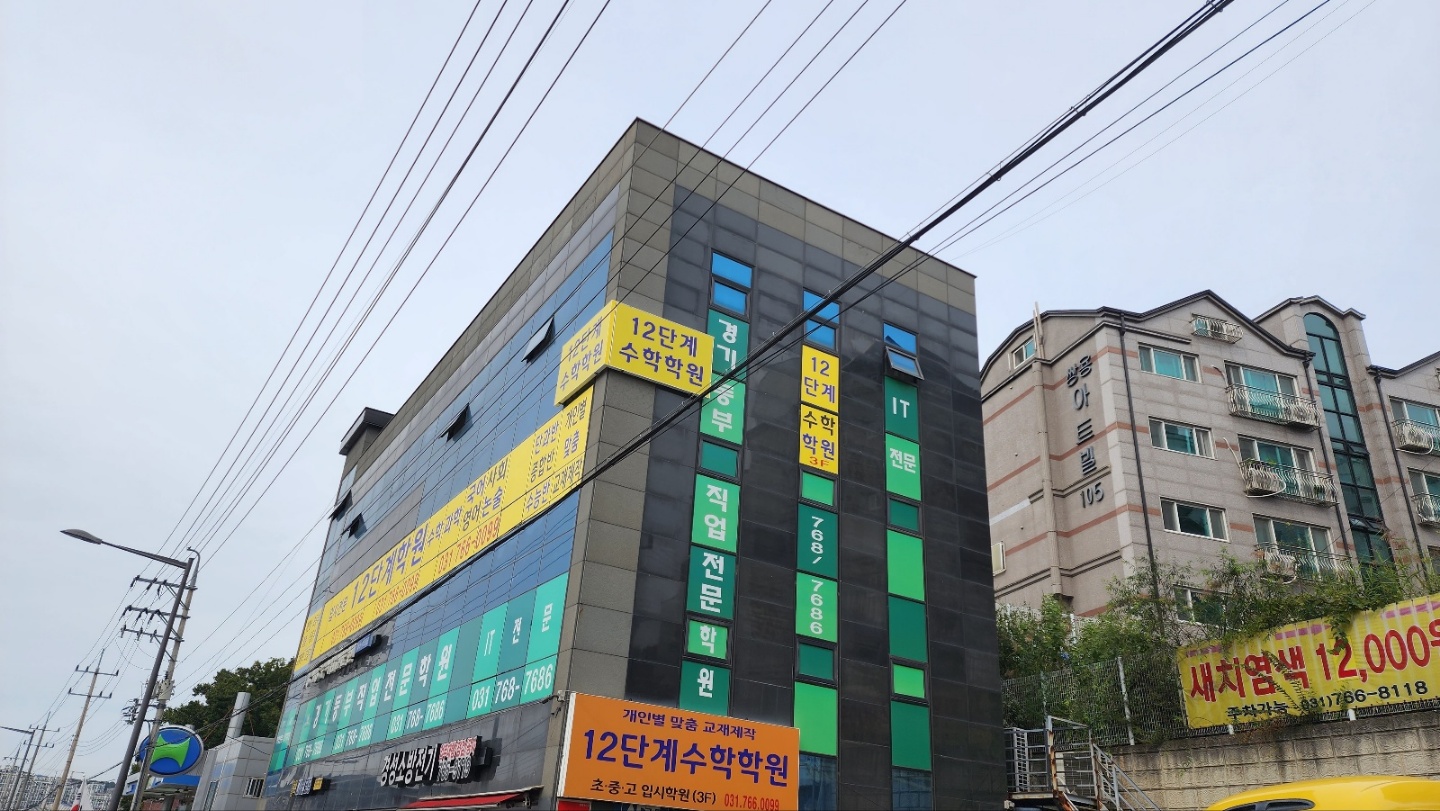 2000769928_657n13As_19022c29b5fca5f1b5dd9bc9d40178fb020610e7.jpg 이미지크게보기